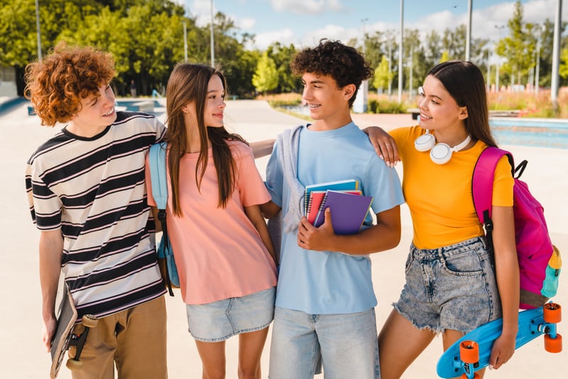 restiamo_aggiornati_chiamami_adulto_2508547205