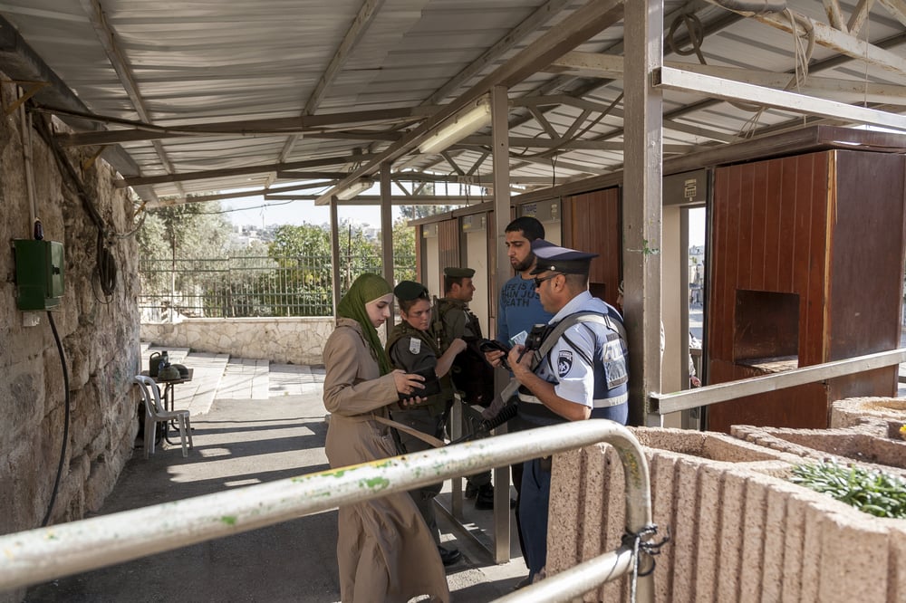 restiamo_aggiornati_gaza_check_point_784274566